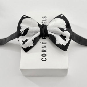 BUTTERFLY BOW TIE